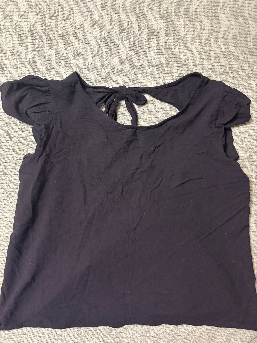 Amazon Black Short Sleeve Tie-Back Blouse